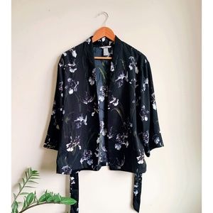 2 for $25 ✨ H&M Printed Kimono Blazer